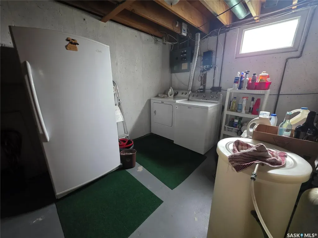 1841 Gibbs Road Estevan SK S4A 1Y1