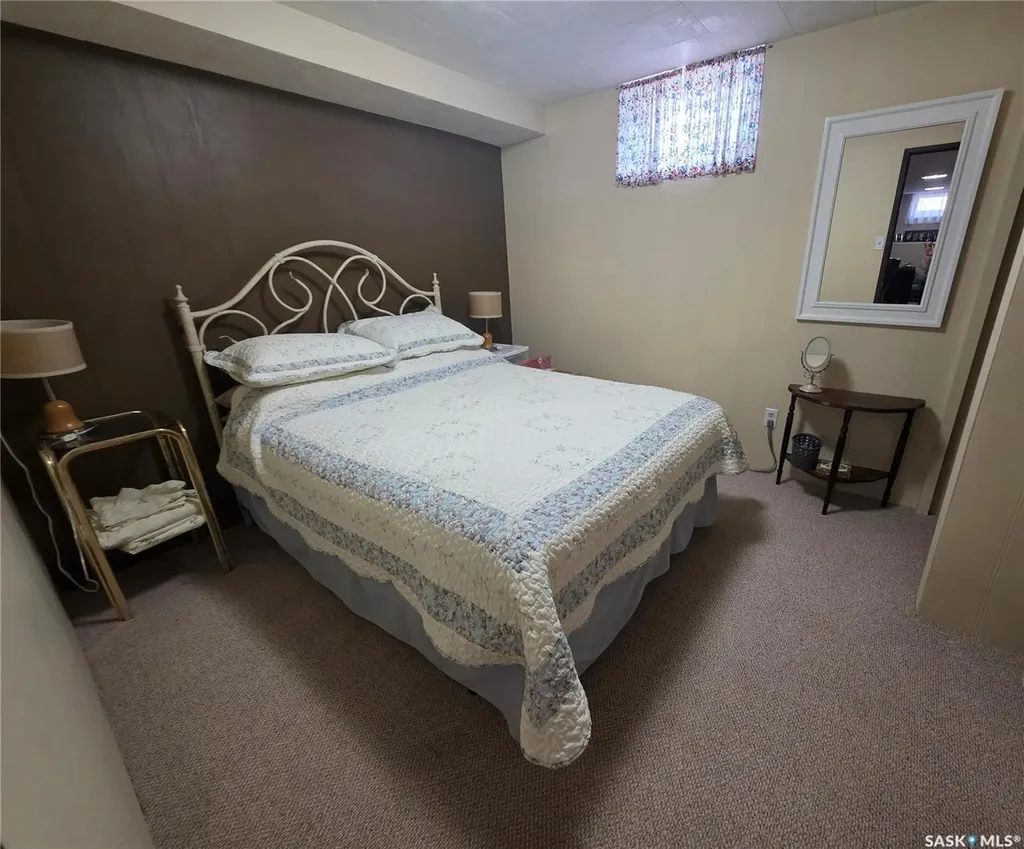 1841 Gibbs Road Estevan SK S4A 1Y1
