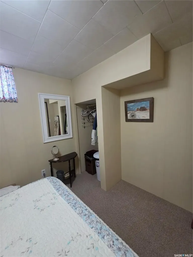 1841 Gibbs Road Estevan SK S4A 1Y1