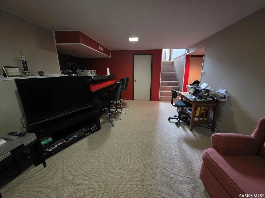 1841 Gibbs Road Estevan SK S4A 1Y1