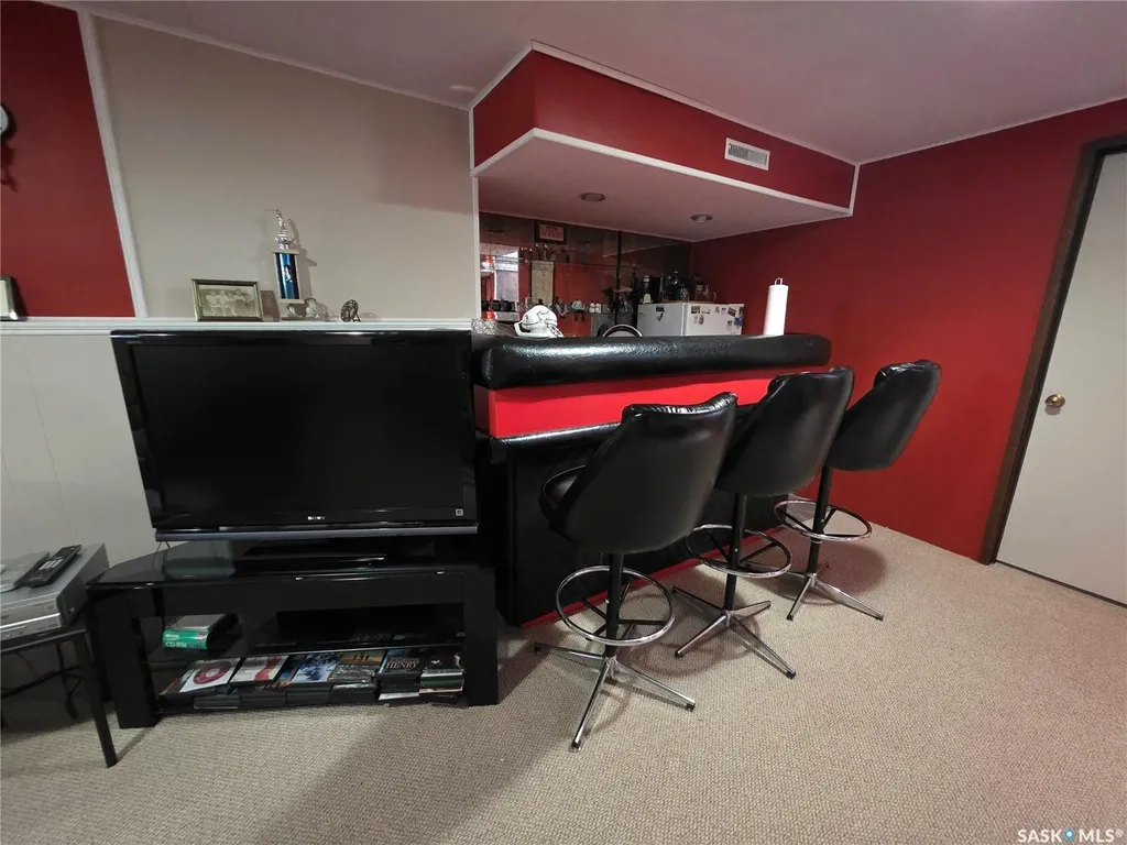 1841 Gibbs Road Estevan SK S4A 1Y1