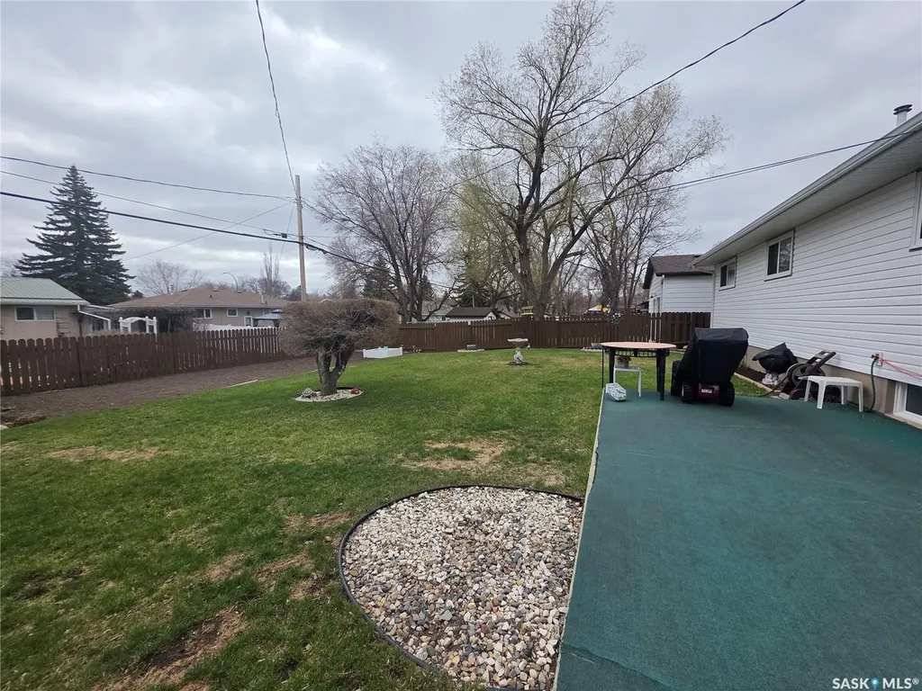 1841 Gibbs Road Estevan SK S4A 1Y1