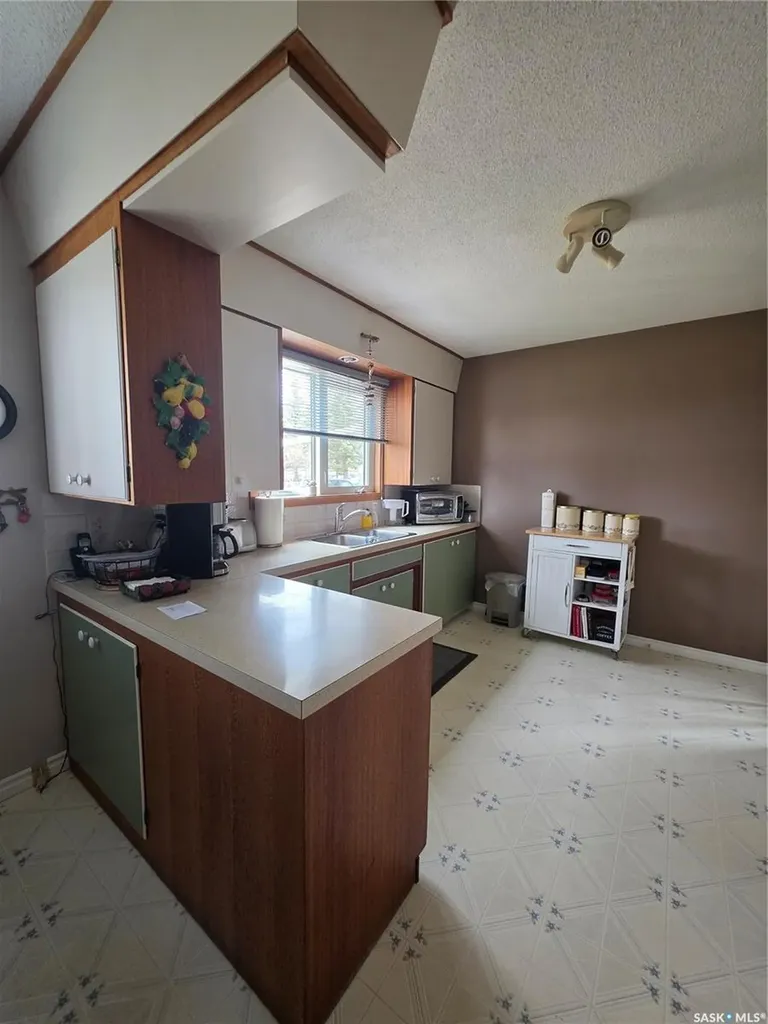 1841 Gibbs Road Estevan SK S4A 1Y1