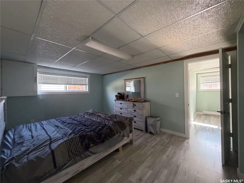302 Aberdeen Street Elbow SK S0H 1J0
