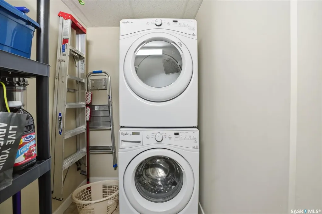 1025 Moss Avenue Saskatoon SK S7H 4C7
