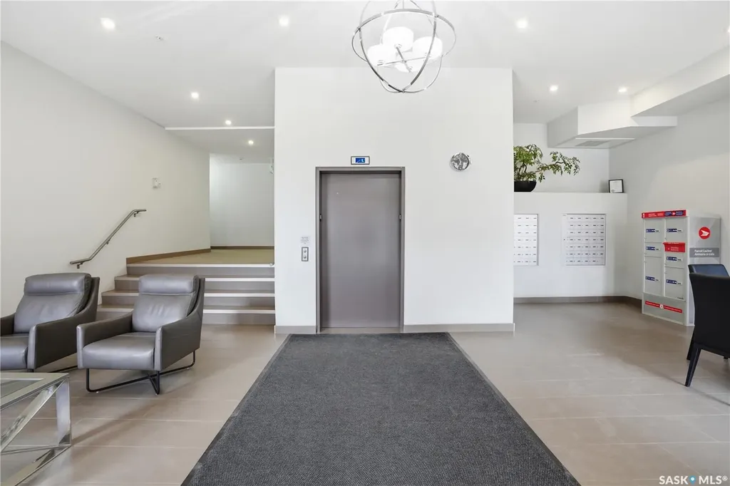 1025 Moss Avenue Saskatoon SK S7H 4C7