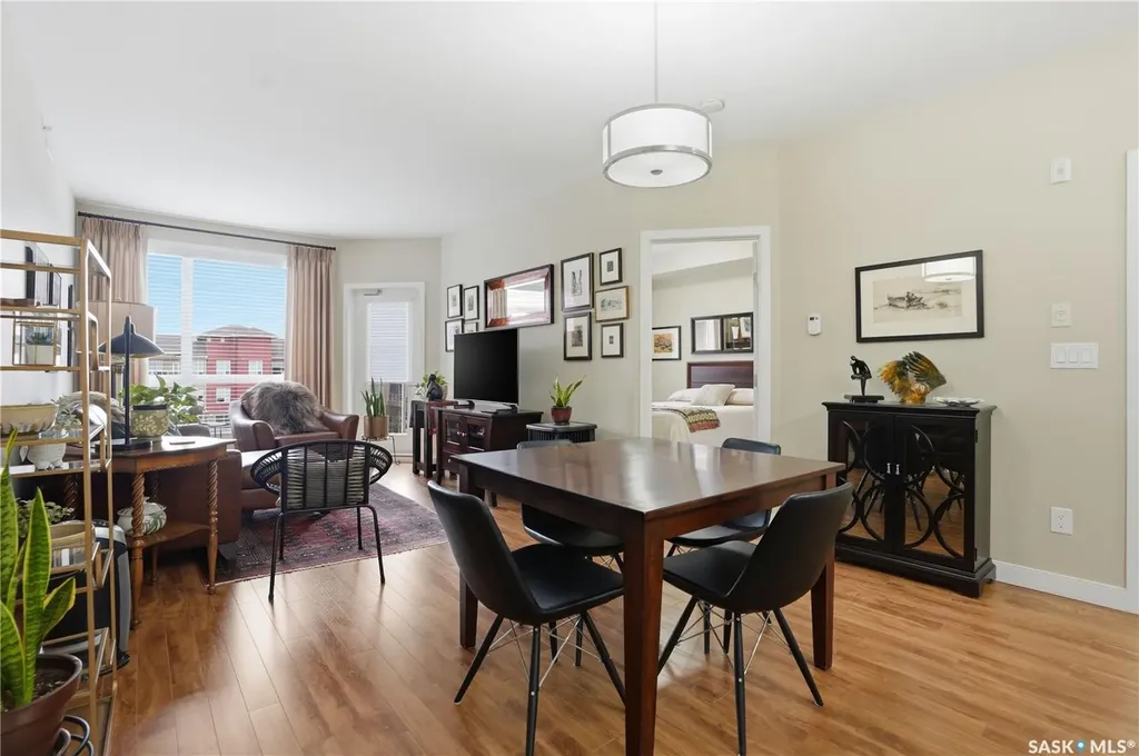 1025 Moss Avenue Saskatoon SK S7H 4C7