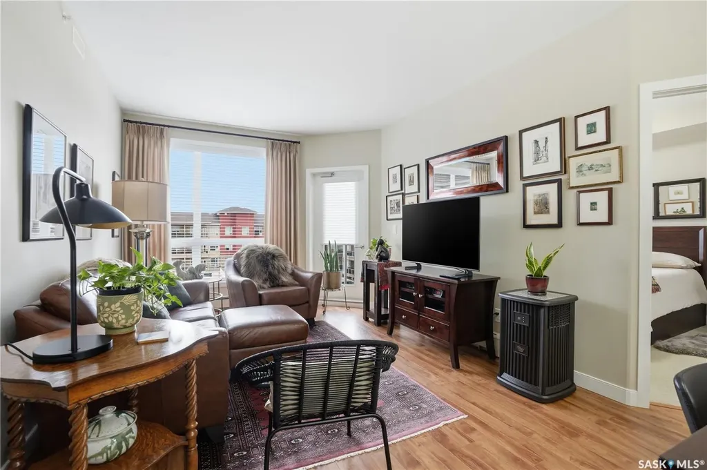 1025 Moss Avenue Saskatoon SK S7H 4C7