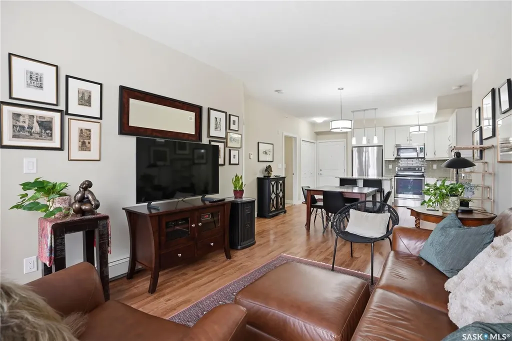 1025 Moss Avenue Saskatoon SK S7H 4C7