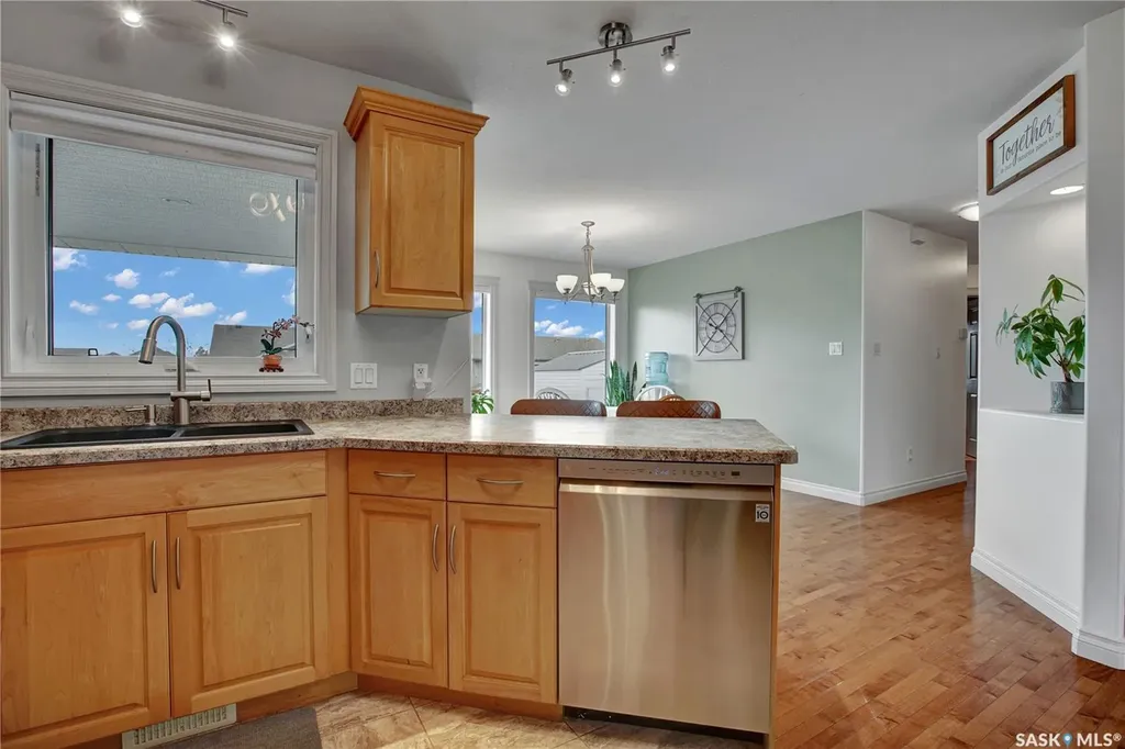 201 Brookside Court Warman SK S0K 0A1