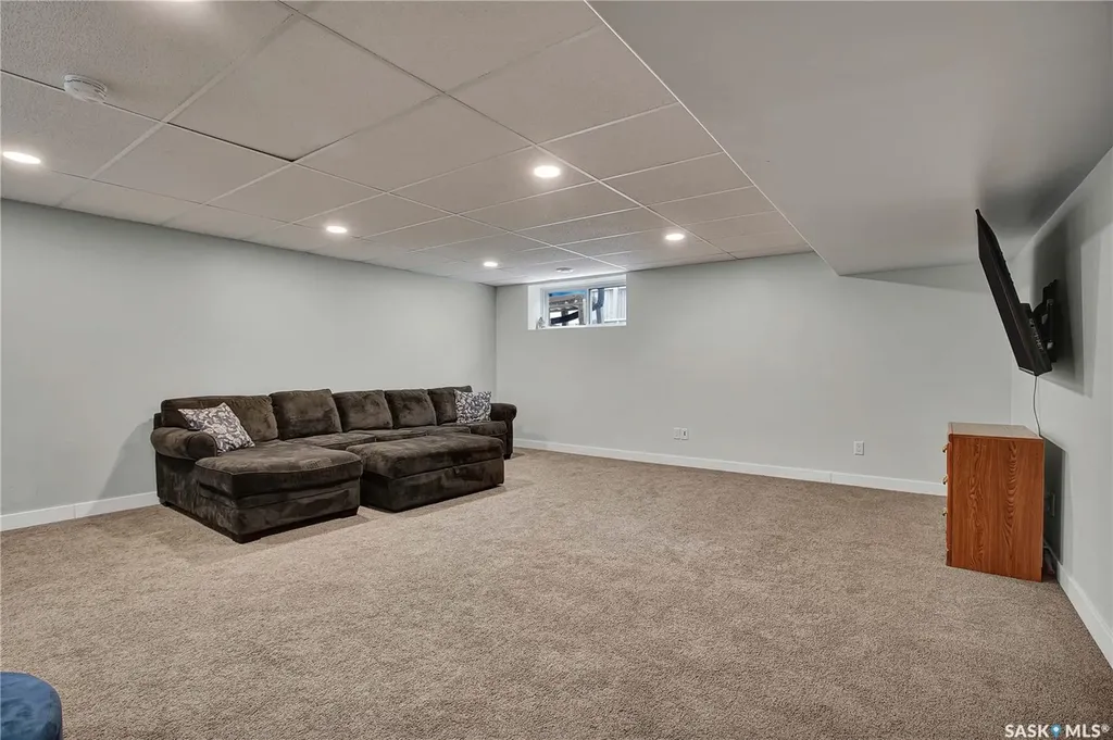 201 Brookside Court Warman SK S0K 0A1