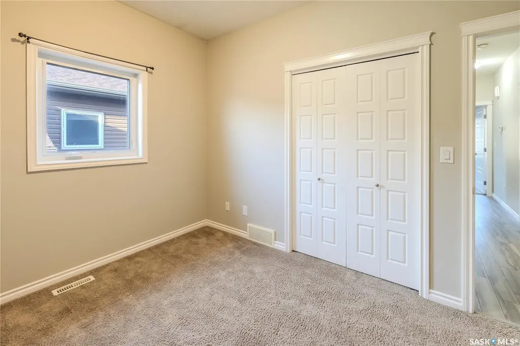 254 Macinnes Street Saskatoon SK S7T 0T2