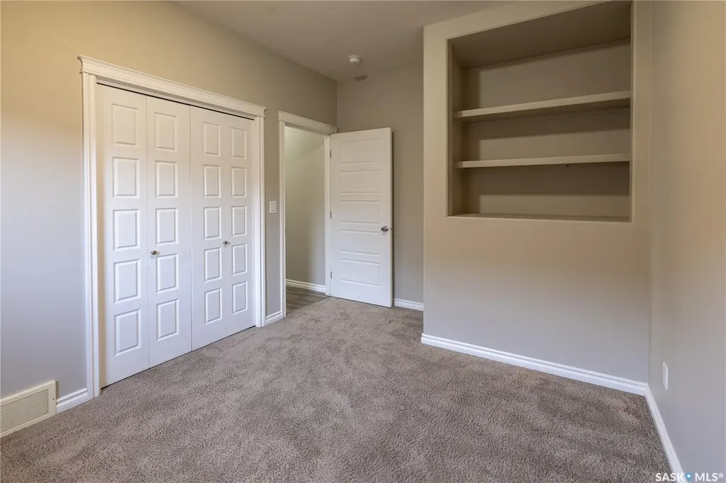 254 Macinnes Street Saskatoon SK S7T 0T2