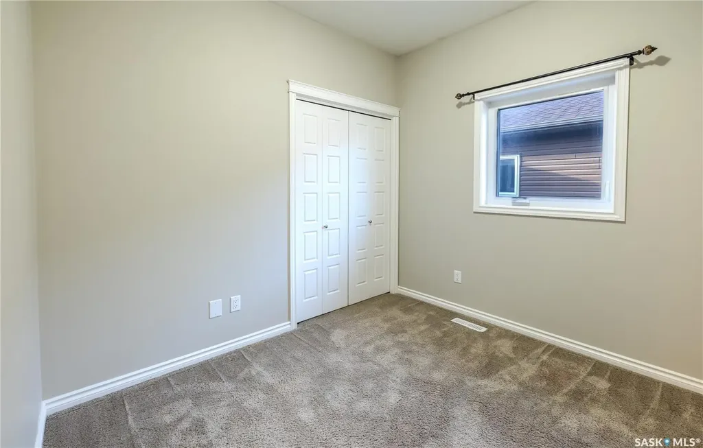 254 Macinnes Street Saskatoon SK S7T 0T2