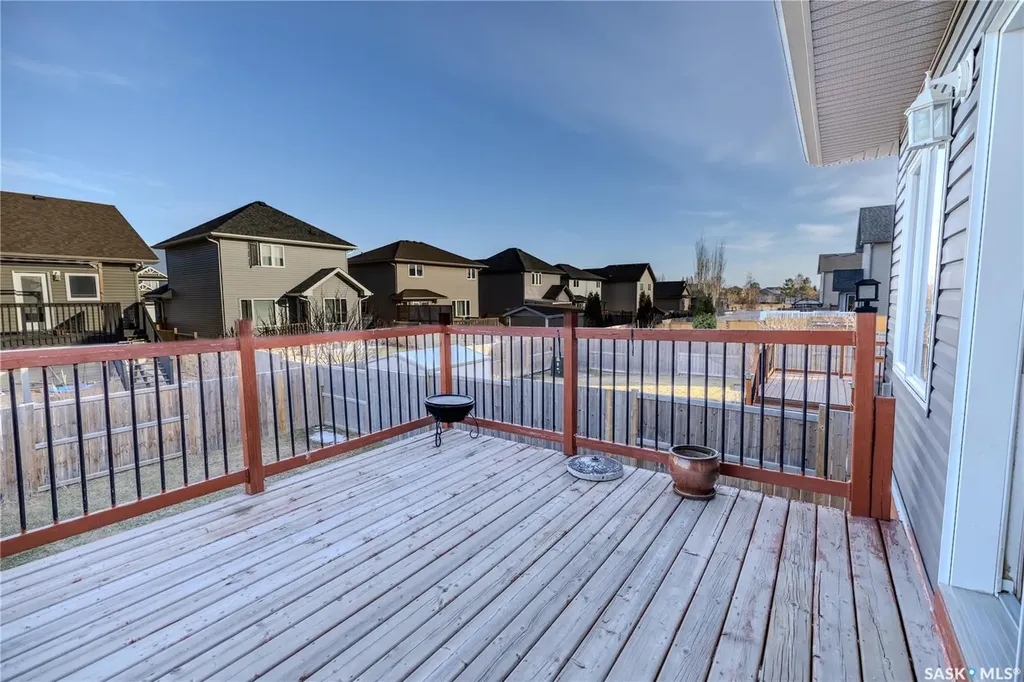 254 Macinnes Street Saskatoon SK S7T 0T2