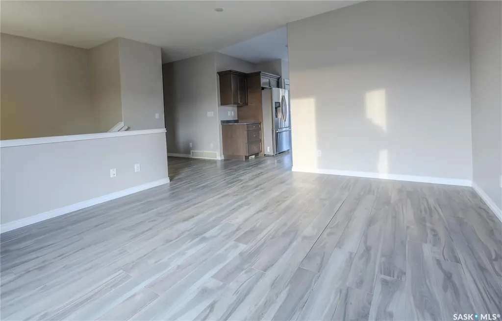 254 Macinnes Street Saskatoon SK S7T 0T2