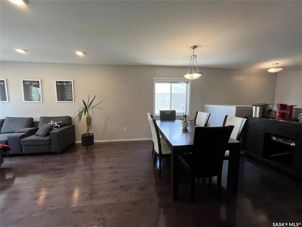 424 3rd Avenue W Unity SK S0K 4L0