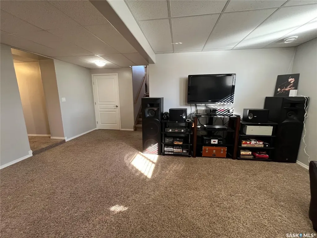 424 3rd Avenue W Unity SK S0K 4L0