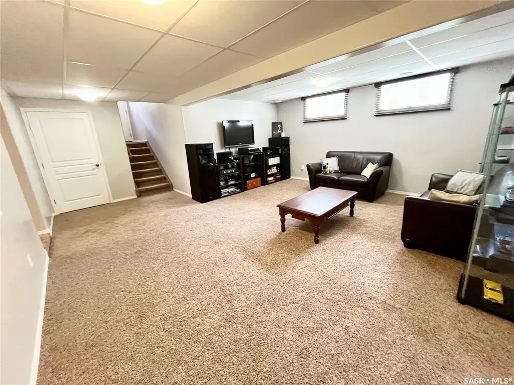 424 3rd Avenue W Unity SK S0K 4L0