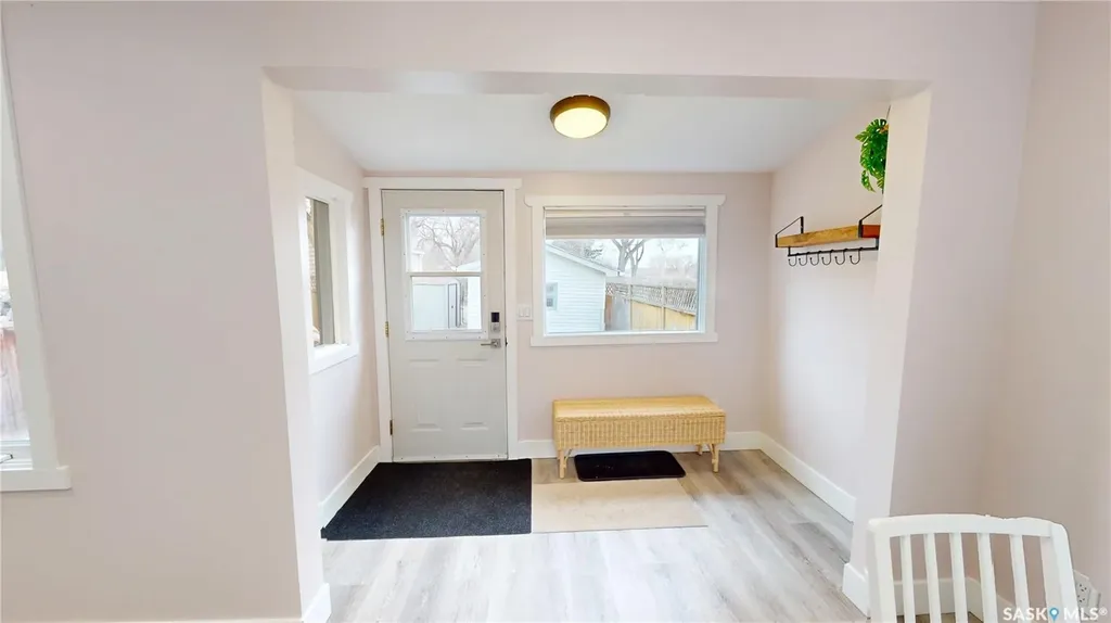 1232 2nd Avenue N Saskatoon SK S7K 2E4