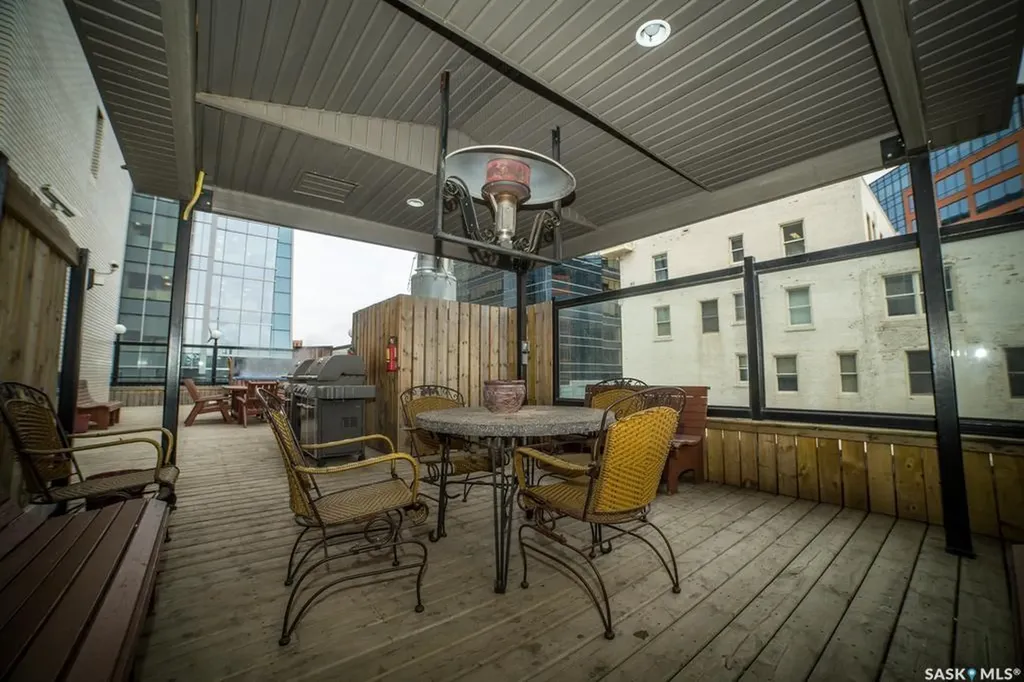 1867 Hamilton Street Regina SK S4P 2C2