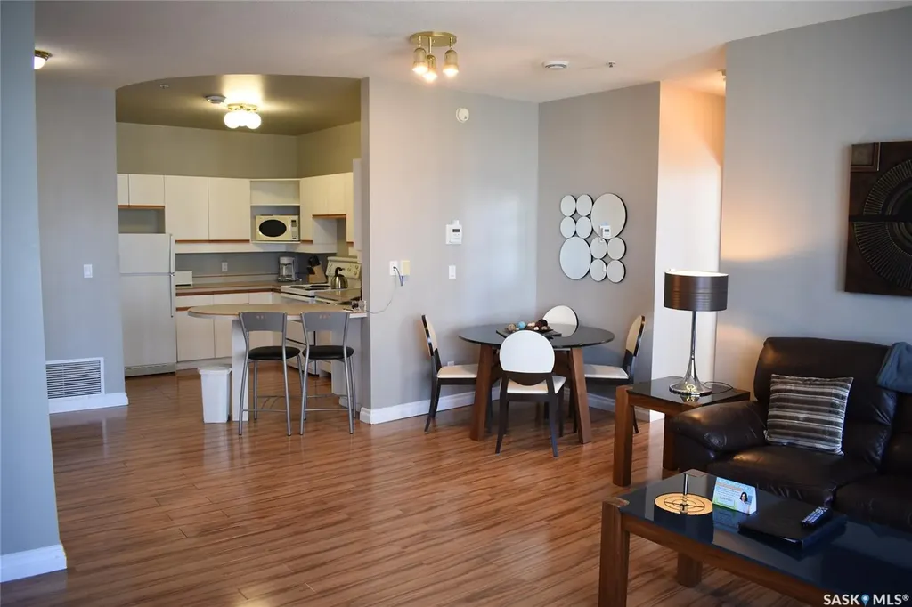1867 Hamilton Street Regina SK S4P 2C2