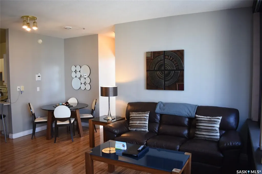 1867 Hamilton Street Regina SK S4P 2C2