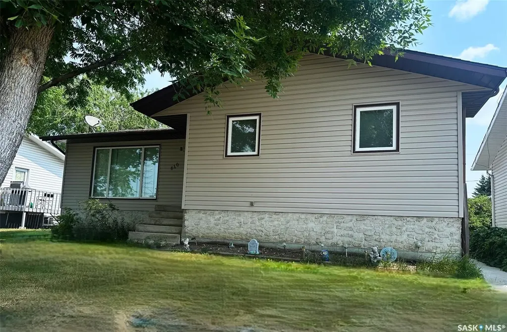 610 Hudson Street Hudson Bay SK S0E 0Y0