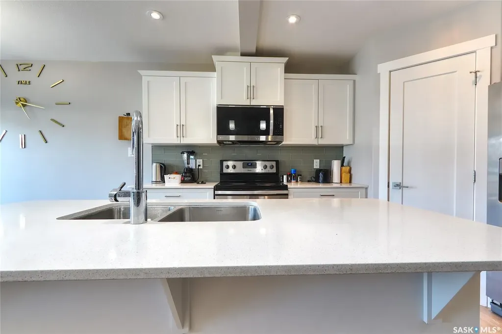 1732 Mustard Street Regina SK S4Y 0G1