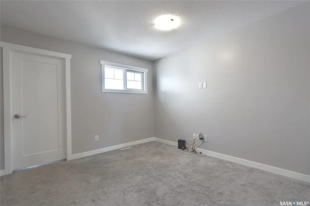 1732 Mustard Street Regina SK S4Y 0G1