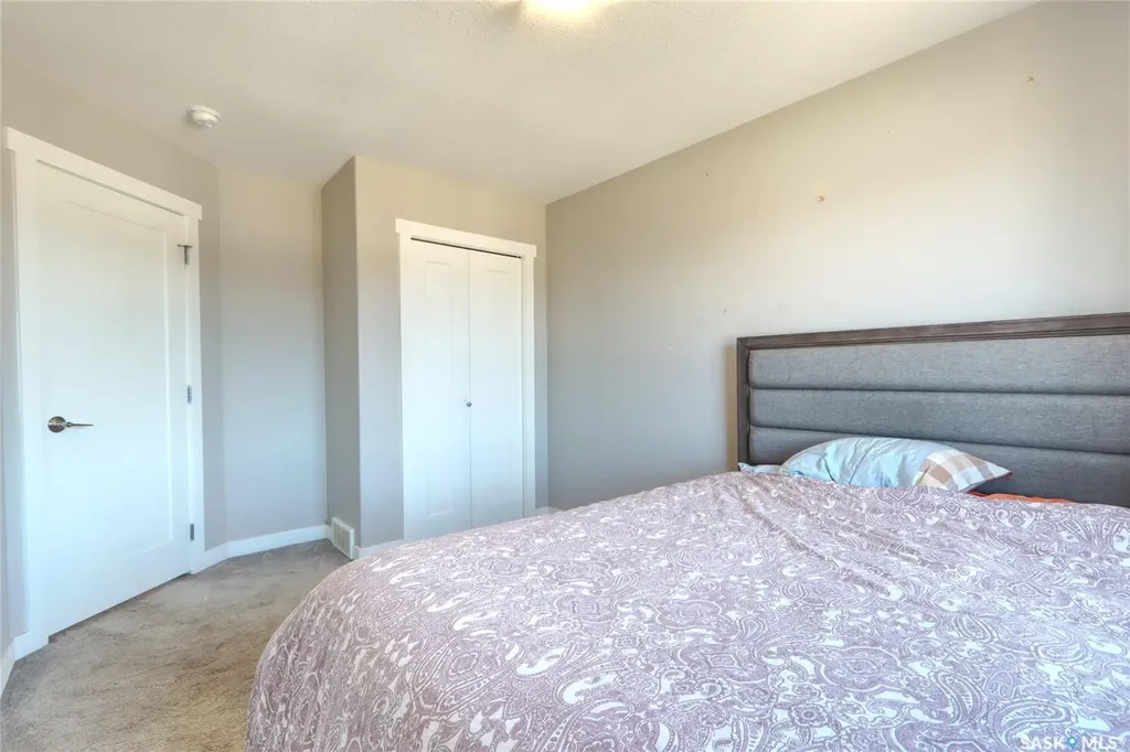 1732 Mustard Street Regina SK S4Y 0G1