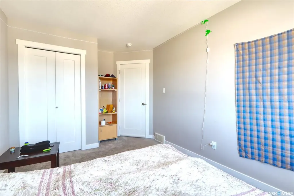 1732 Mustard Street Regina SK S4Y 0G1