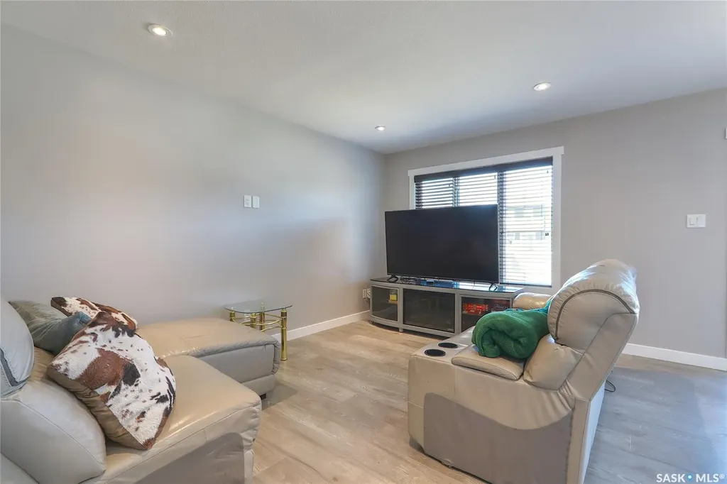 1732 Mustard Street Regina SK S4Y 0G1