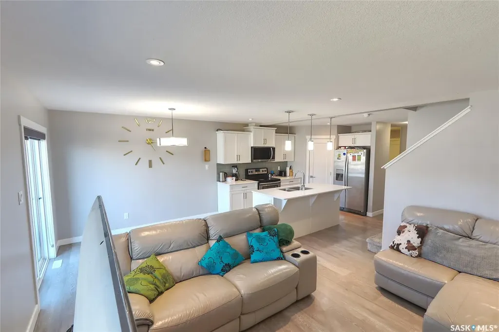 1732 Mustard Street Regina SK S4Y 0G1