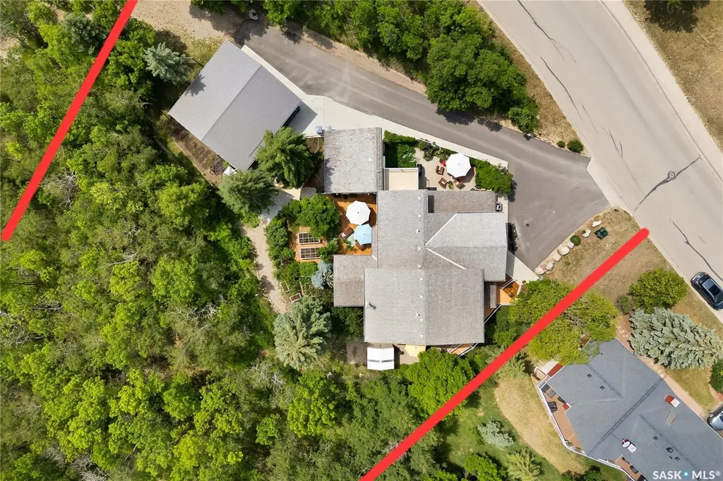 475 James Street S Lumsden SK S0G 3C0