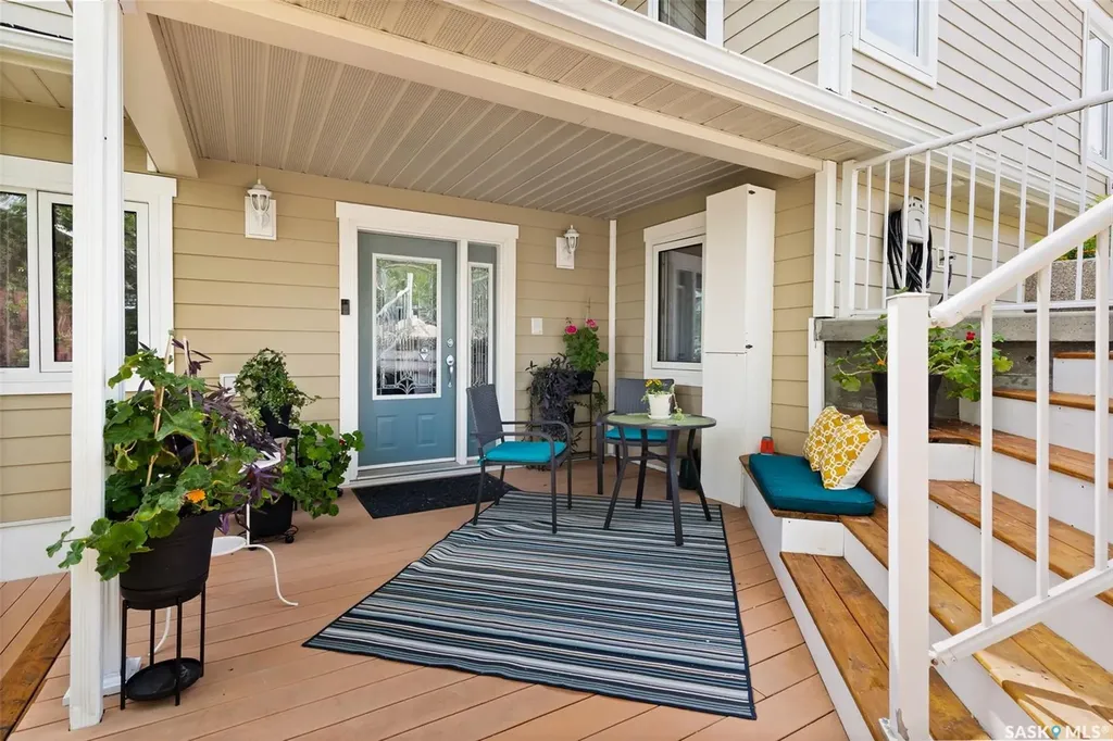475 James Street S Lumsden SK S0G 3C0