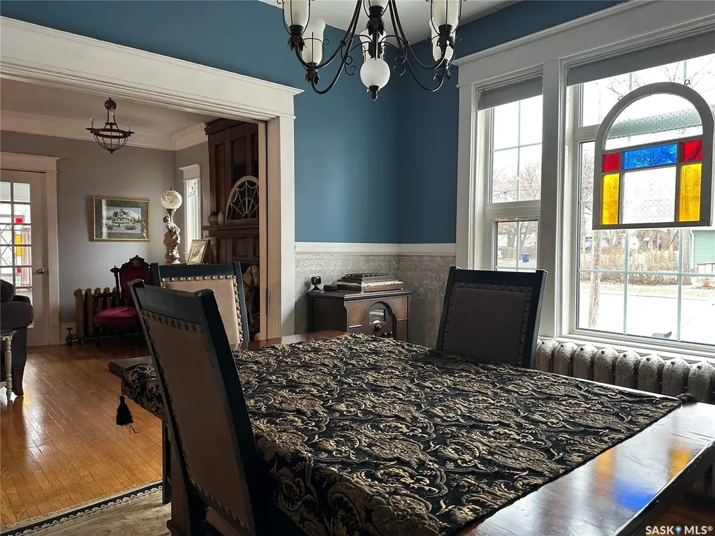 503 Bison Avenue Weyburn SK S4H 0J6