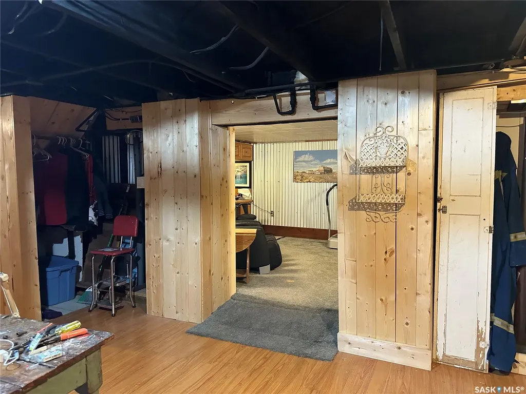 503 Bison Avenue Weyburn SK S4H 0J6