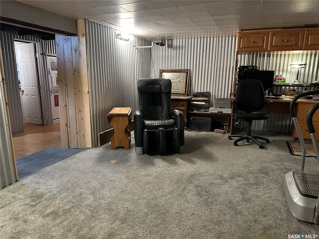 503 Bison Avenue Weyburn SK S4H 0J6