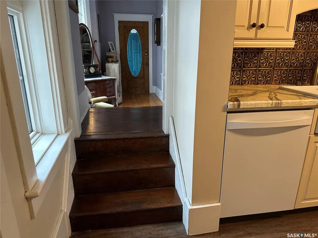 503 Bison Avenue Weyburn SK S4H 0J6