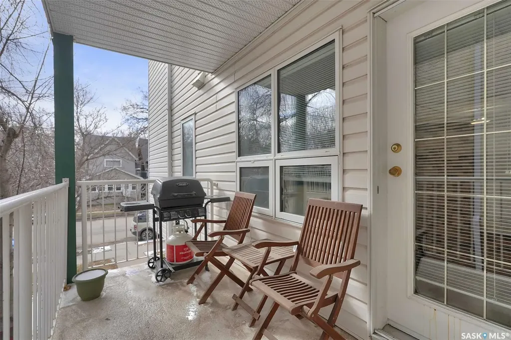 2203 Angus Street Regina SK S4T 2A3