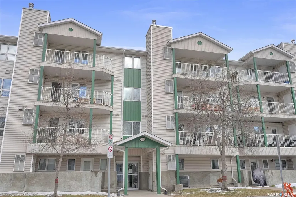 2203 Angus Street Regina SK S4T 2A3