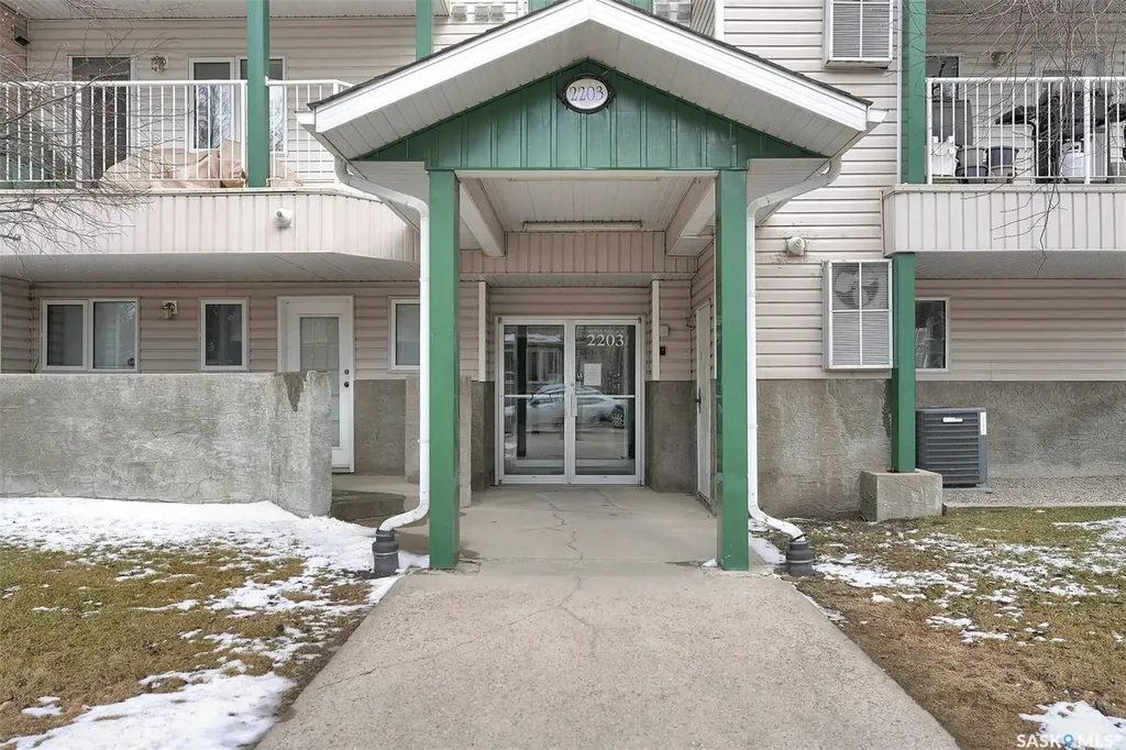 2203 Angus Street Regina SK S4T 2A3