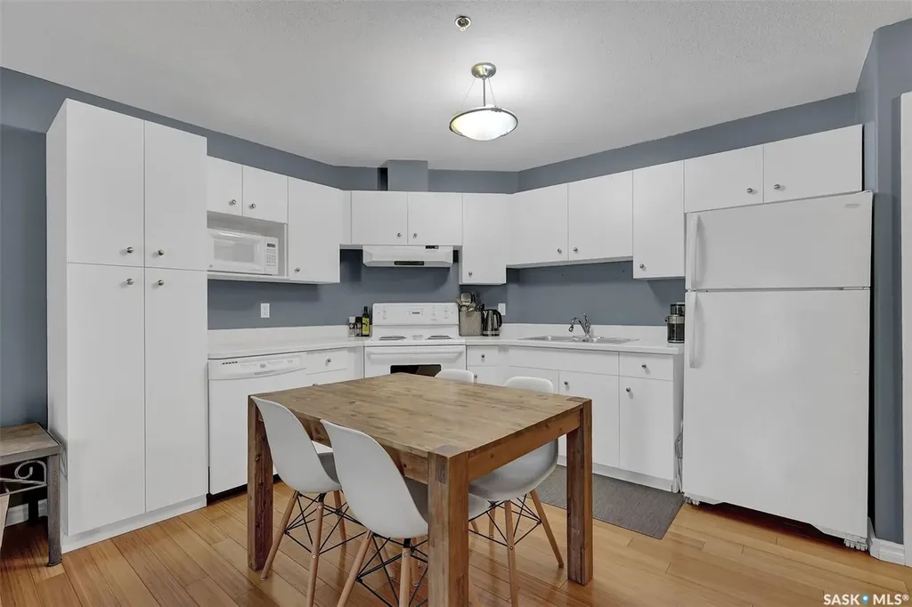 2203 Angus Street Regina SK S4T 2A3