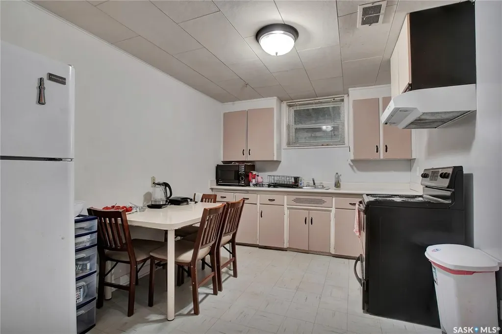 1328 Main Street Saskatoon SK S7H 0L4