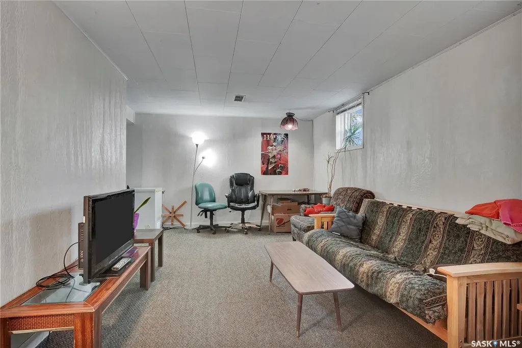 1328 Main Street Saskatoon SK S7H 0L4