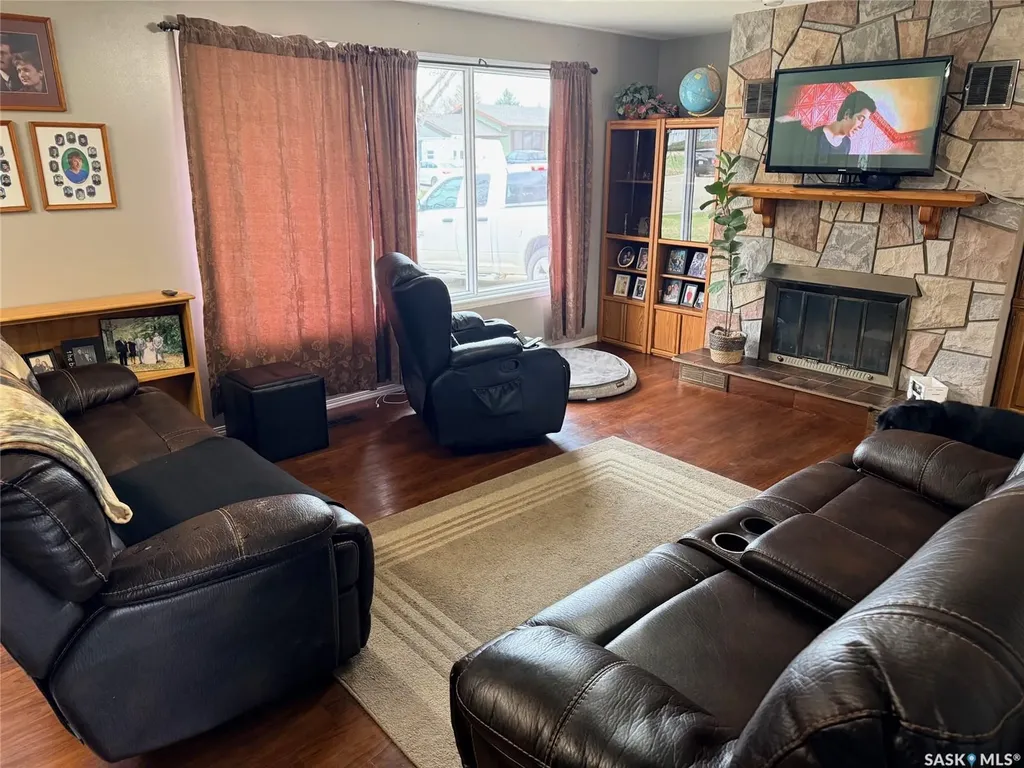 1012 6th Street E Rosetown SK S0L 2V0