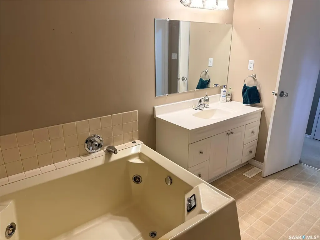1012 6th Street E Rosetown SK S0L 2V0