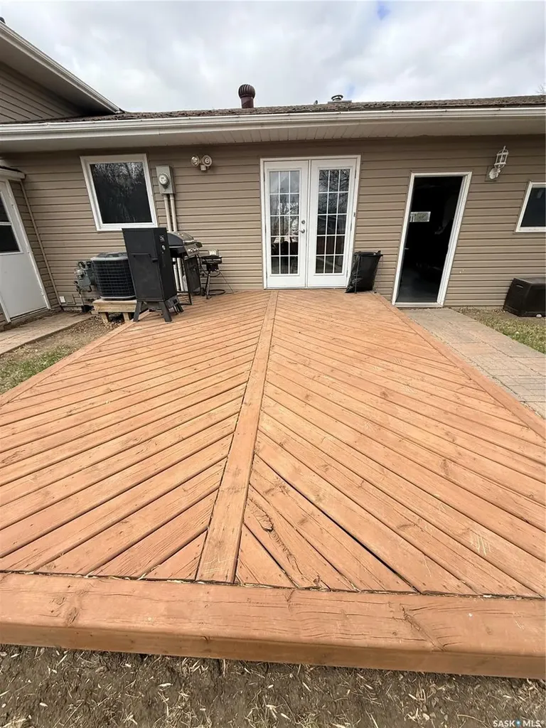 1012 6th Street E Rosetown SK S0L 2V0