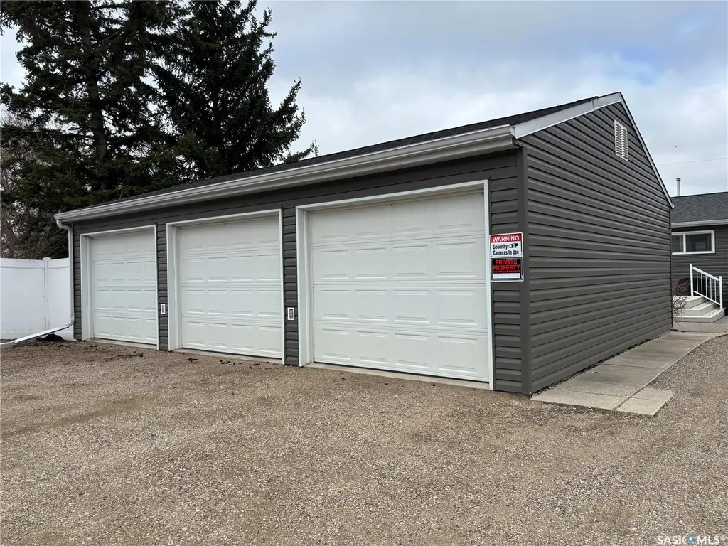 201 7th Avenue N Yorkton SK S3N 0X3